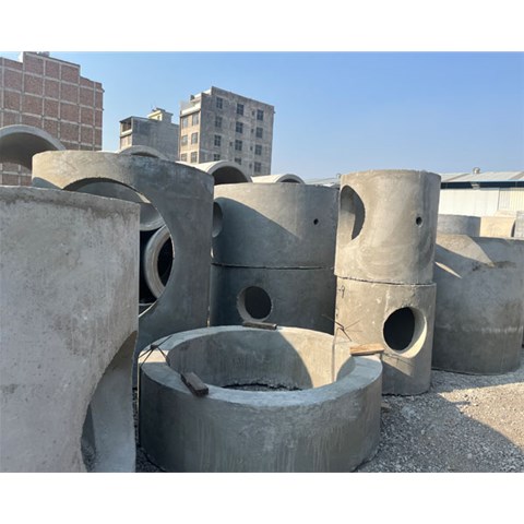 曲靖混凝土井筒的壁厚設(shè)計，是依據(jù)哪些具體參數(shù)和實際需求來確定的？